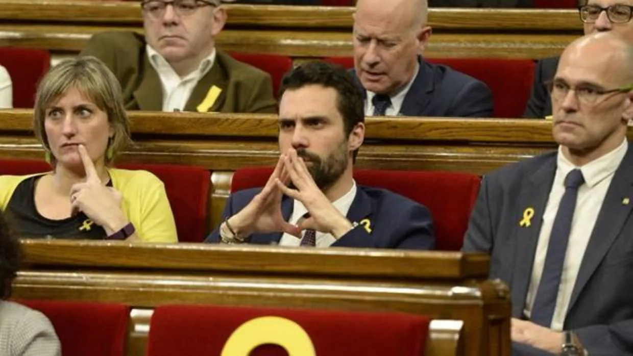 Torrent, esta mañana en el Parlamento catalán poco antes de ser escogido presidente