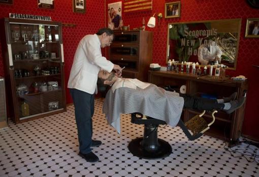 Barbería de The New York Shaving Company en el lobby del NH Collection Suecia