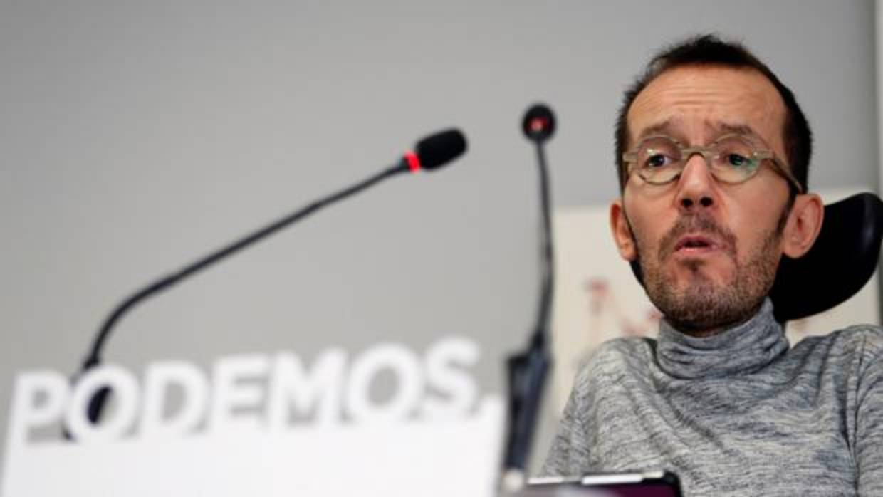 Echenique aterrizó en Madrid tras el cese de Sergio Pascual al frente de la secretaría de Organización de Podemos