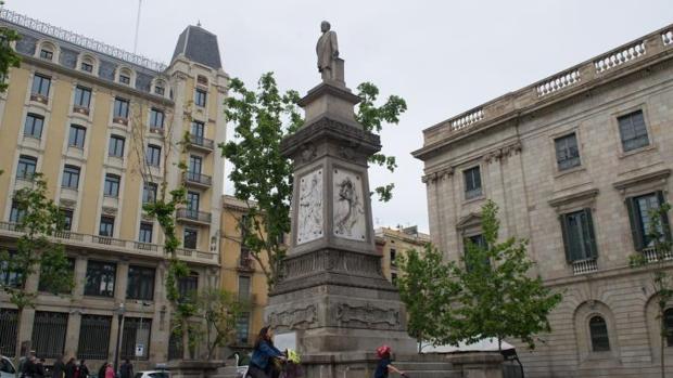 Barcelona retirará la estatua de Antonio López y lo celebrará con una fiesta ciudadana