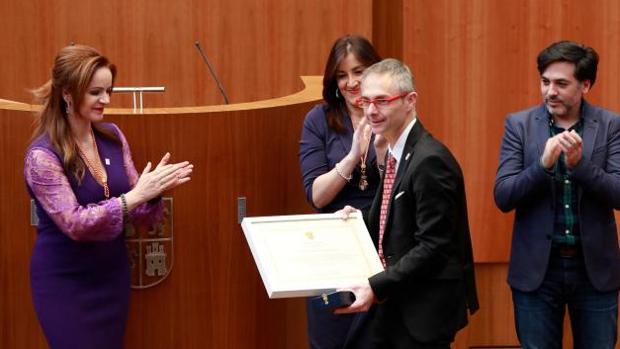 El rector de la Usal: «Invertir en nuestro sistema universitario garantiza el mejor futuro»