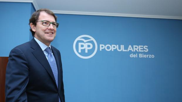 Mañueco afirma que los municipios mineros son «la espinita clavada» del PP