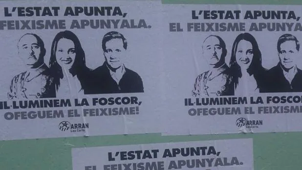 Arran cuelga carteles con la imagen de Franco y acusando de fascistas a Arrimadas y Fernández