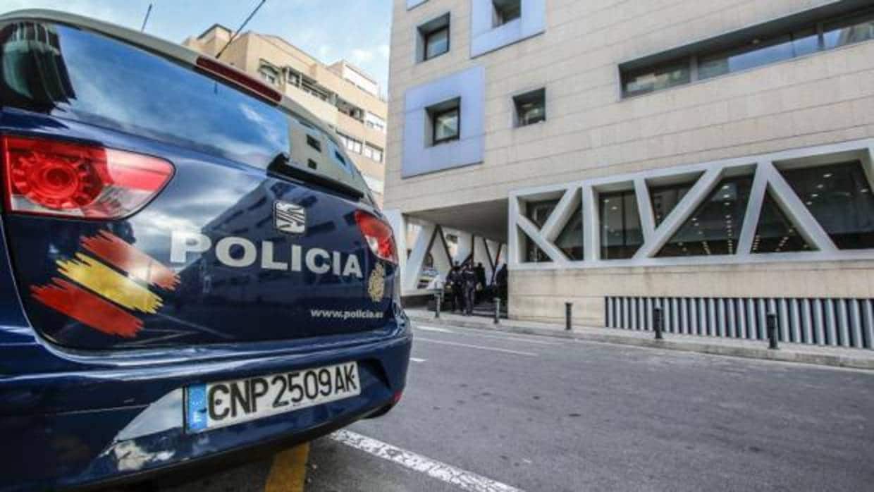 Imagen de archivo de la comisaría provincial de la Policía Nacional en Alicante