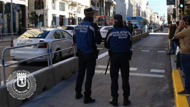 Cazan por conducir sin cinturón en la Gran Vía a un asesino italiano huido desde 1985