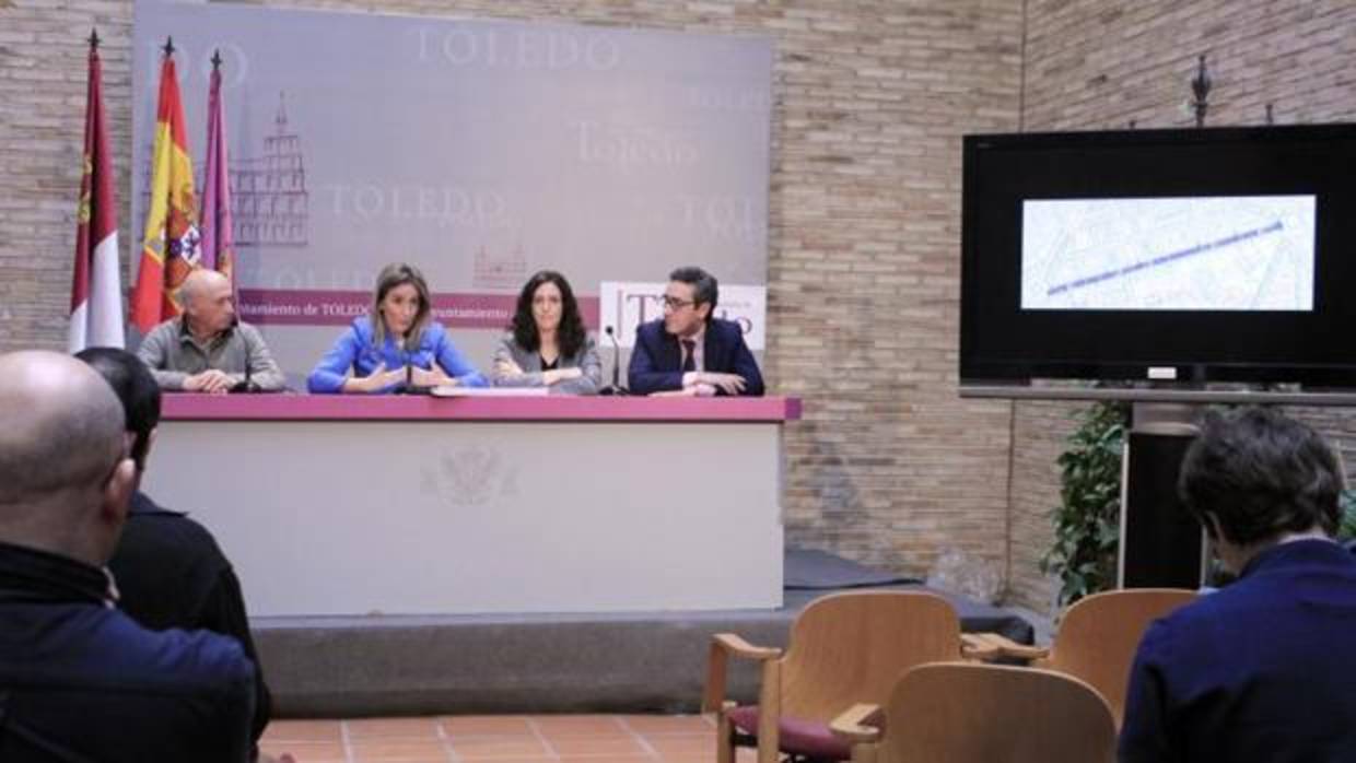 Antonio Jiménez, Milagros Tolón, Noelia de la Cruz y Carlos Molina, en la presentación del proyecto