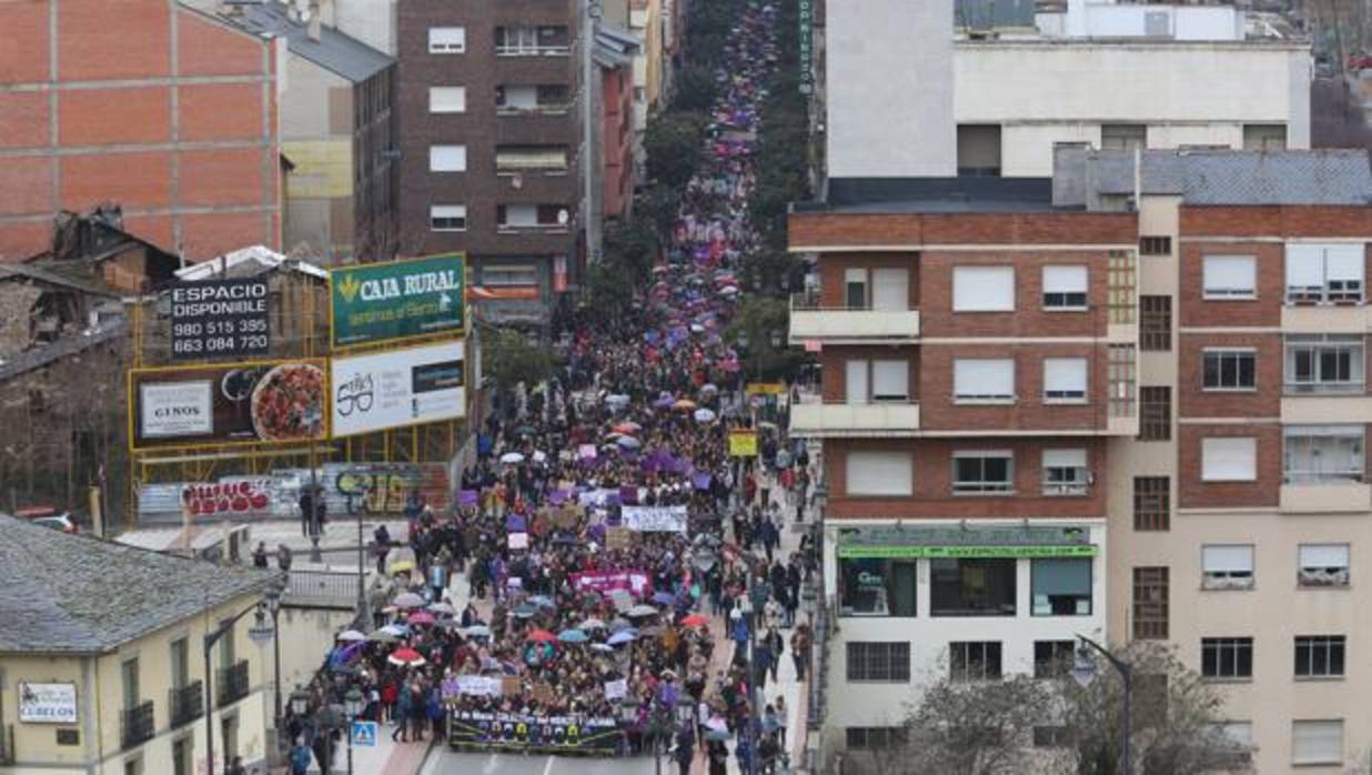 Manifestación por las calles de Ponferrada