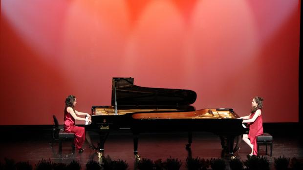 Las hermanas Naughton, puro virtuosismo al piano en el Auditori Teulada