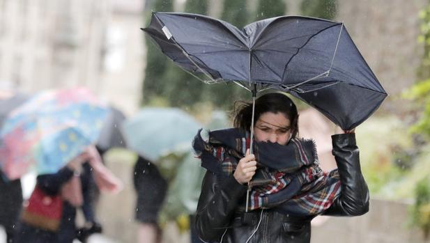 La borrasca Gisele pone en alerta a Castilla-La Mancha por lluvia y fuertes vientos