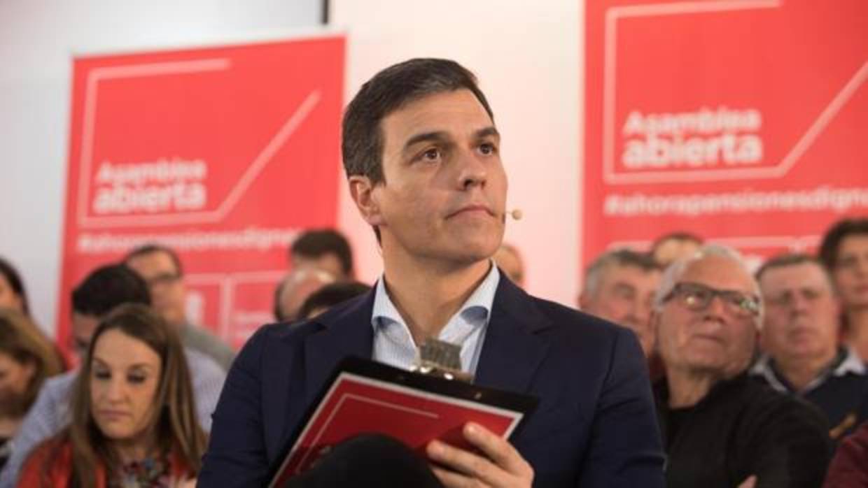 El secretario general del PSOE, Pedro Sánchez, la pasada semana en Córdoba
