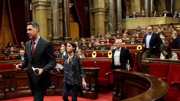 El pleno de investidura sin Turull muta en un homenaje a los independentistas presos