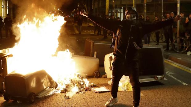 Alarma en Cs, PSC y PP por el brote de violencia en las calles catalanas