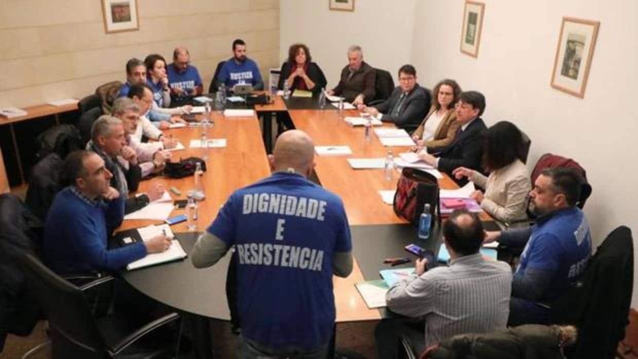Última reunión entre los sindicatos y los representantes de la Xunta