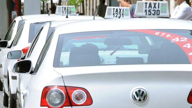 Una nonagenaria, investigada por blanqueo tras olvidarse 100.000 euros en un taxi