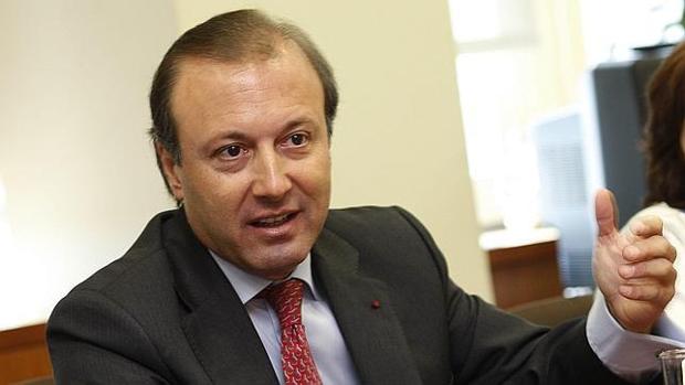 El histórico dirigente del PSOE balear Joan Mesquida se da de baja del partido