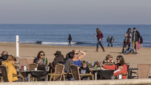 El tiempo en Valencia: lluvias el sábado y el domingo y cielos despejados para el Lunes de San Vicente