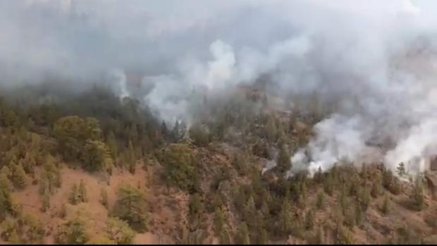 El Ejército de Tierra lucha contra las llamas en Tenerife