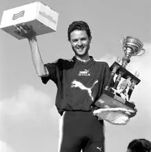 Imagen de archivo de Antonio, ganador del cross de Sonseca de 1999, en su último año como atleta profesional