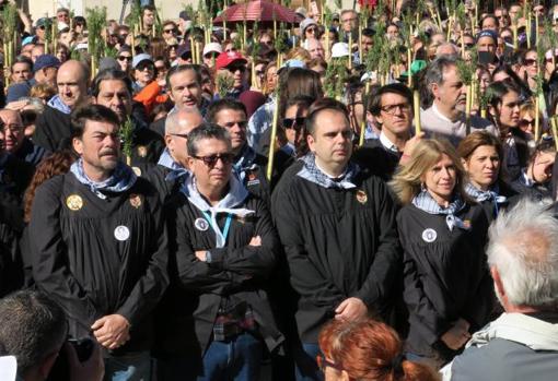 Autoridades en la plaza de la pedanía de Santa Faz