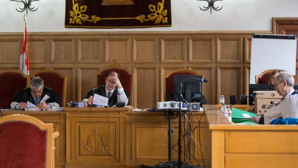 Segunda jornada del juicio por violación en Navaleno (Soria)