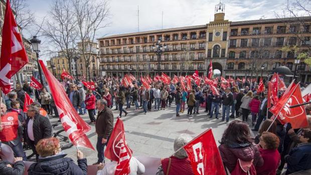 Miles de personas exigen en Castilla-La Mancha pensiones dignas