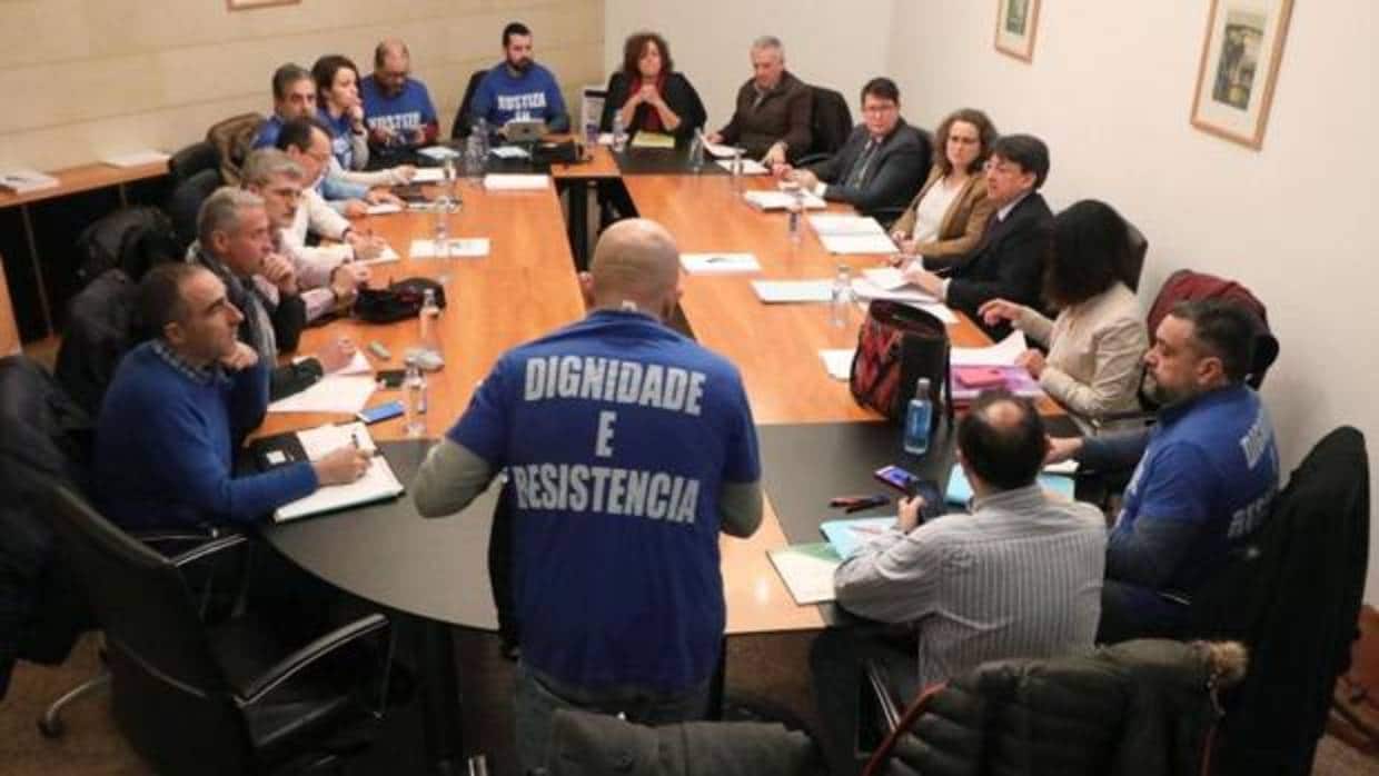 Última reunión entre la Xunta y los sindicatos judiciales