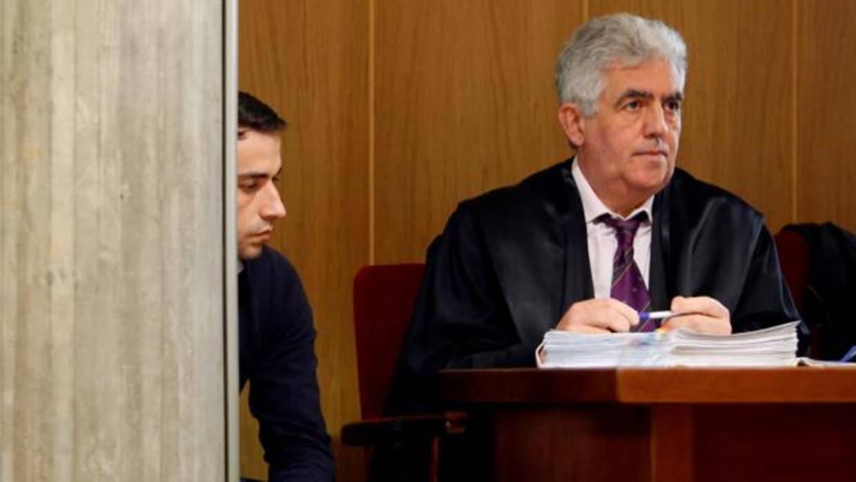 El acusado, durante el juicio en la Audiencia de Pontevedra