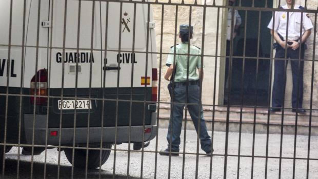 Agentes de la Guardia Civil en una imagen de archivo