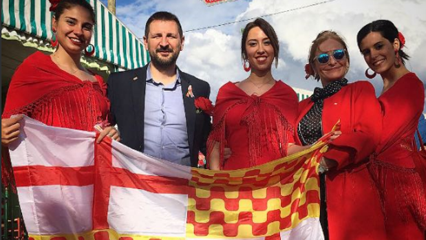 Tabarnia toma la Feria de Abril de Barcelona