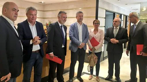 Cinco predicciones para el PSOE de Canarias tan raras que pueden suceder en 2019