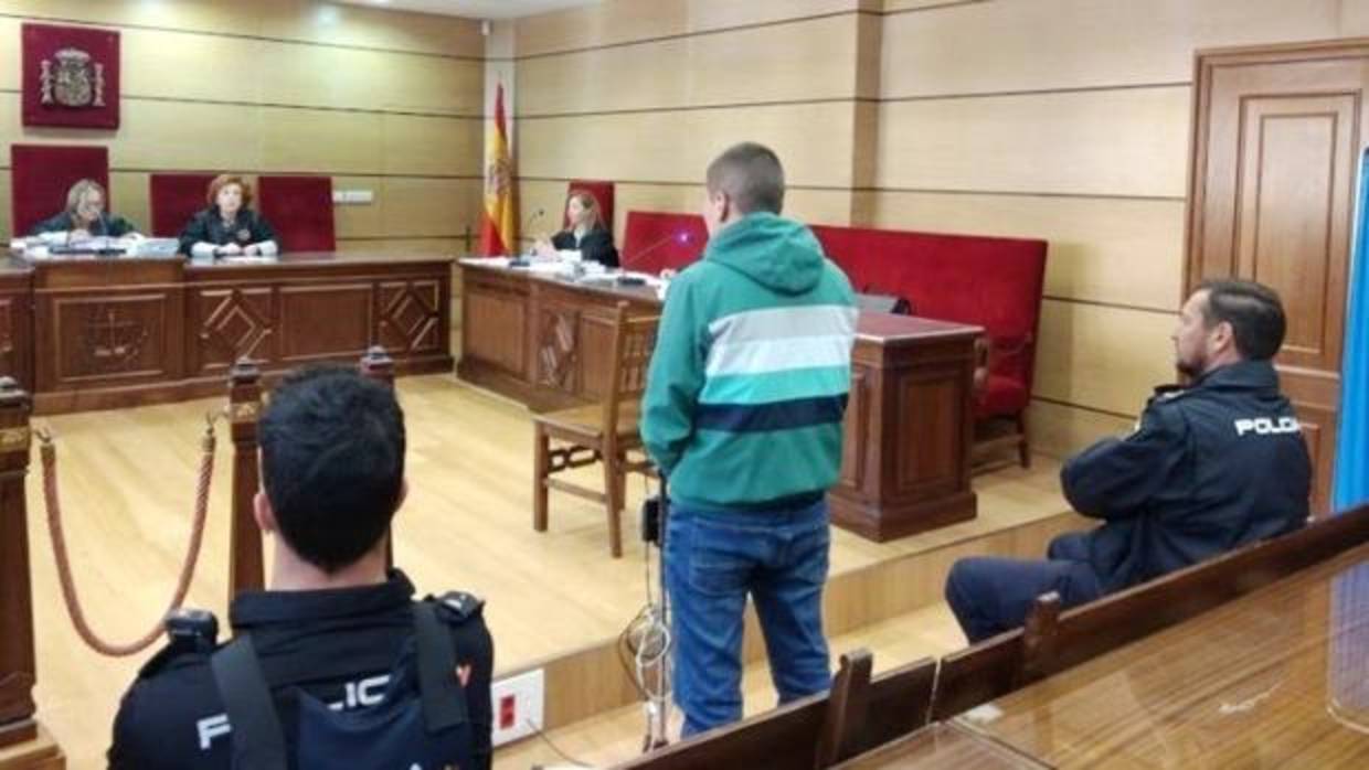 Momento del juicio del joven de Puertollano condenado por apuñalar y dejar en coma a otro