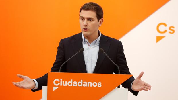 Ciudadanos facilitará la investidura de Garrido en Madrid