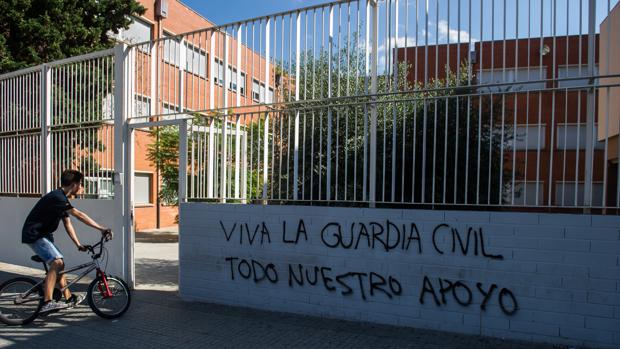 El Gobierno eleva a 500 los profesores investigados por  incitación al odio en las aulas catalanas