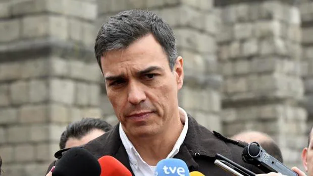 Sánchez respalda la «extraordinaria gestión» de Puente tras las quejas del PP