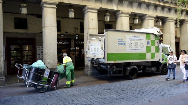 Desconvocada la huelga de barrenderos en Madrid prevista para este miércoles