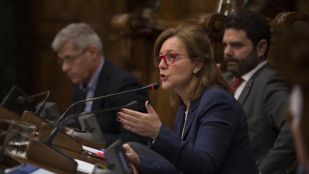 Mejías denuncia la «reiterada desconsideración y el manifiesto desinterés» de Pisarello