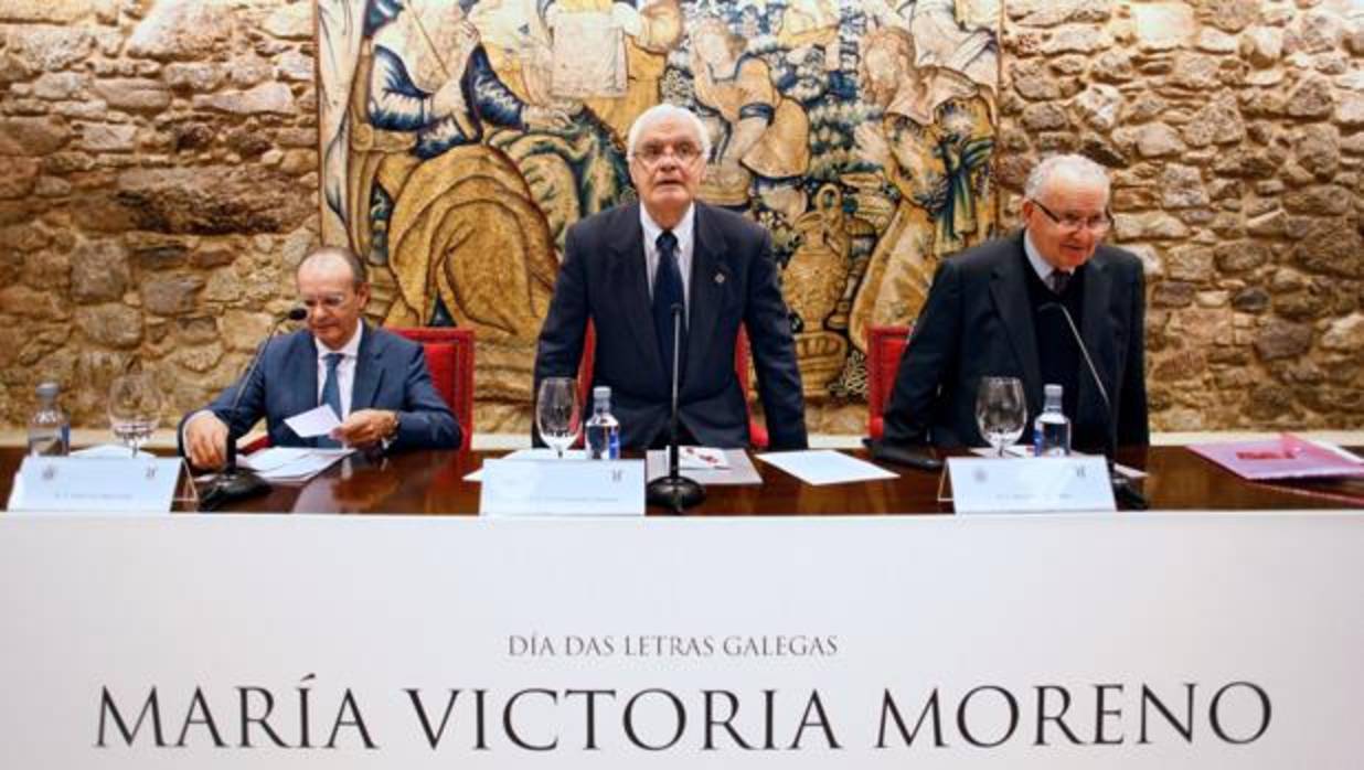 Pleno extraordinario de la Real Academia Galega en el Día das Letras