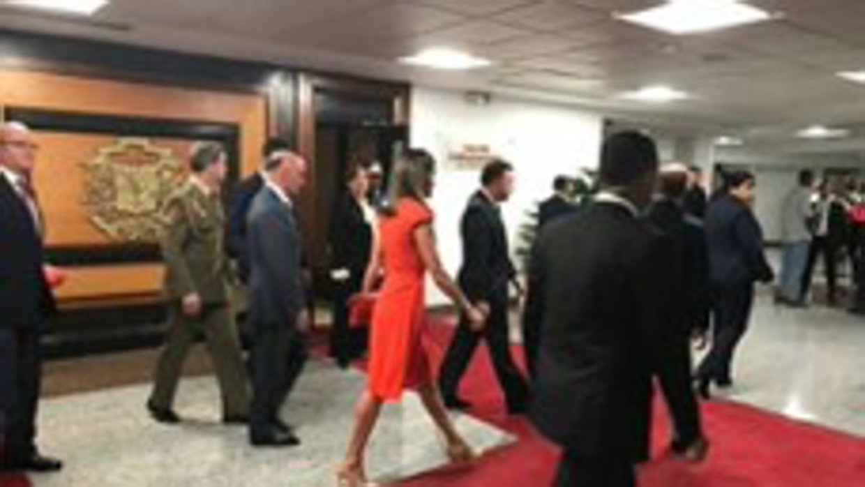 Doña Letizia ha llegado a Santo Domingo entre fuertes medidas de seguridad