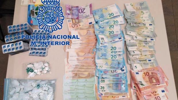 Intervienen 400 pastillas contra la disfunción eréctil y 64 dosis de cocaína en un bar de Benidorm