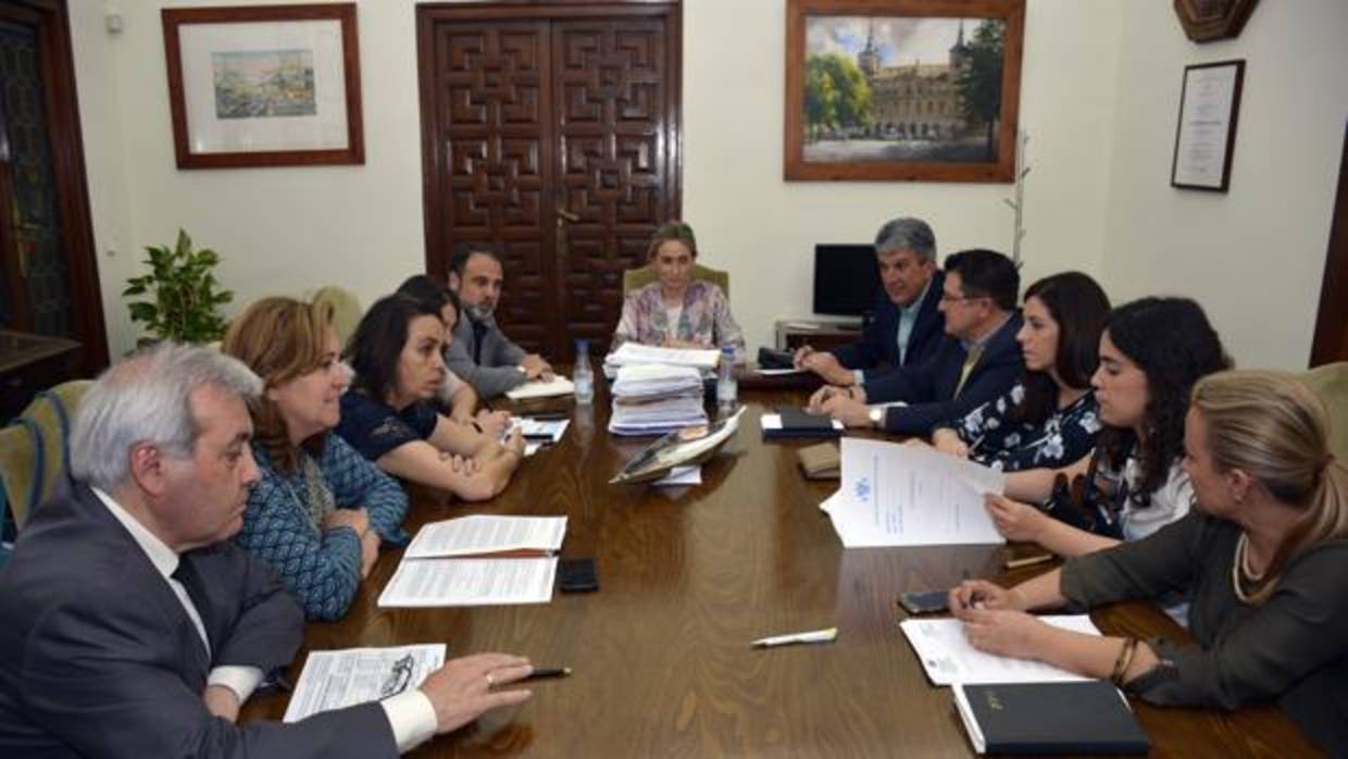 Milagros Tolón ha presidido la Junta de Gobierno Local en el Ayuntamiento de Toledo