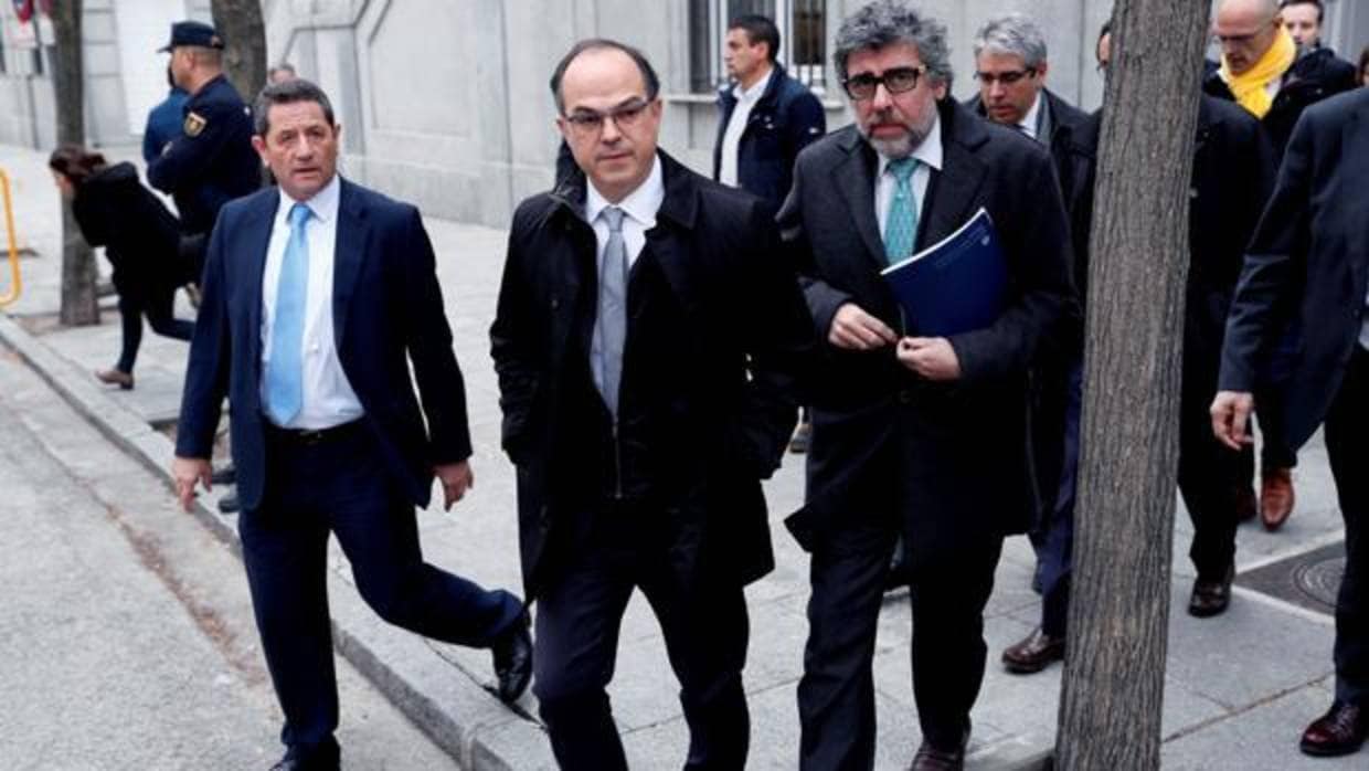 Jordi Turull, a las puertas del Supremo con su abogado Jordi Pina