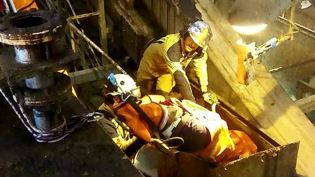 Rescatado con vida tras caer a una trituradora industrial de carne