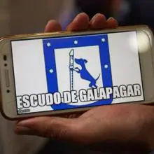 Los memes satíricos sobre la llegada de Iglesias y Montero se extienden entre los vecinos de Galapagar