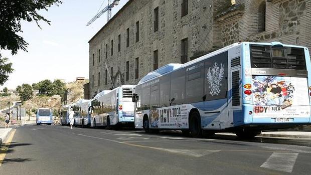 Unauto pide al Ayuntamiento cambiar a Gerardo Lobo la cabecera del autobús urbano en fines de semana