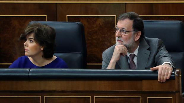 Rajoy acusa a Sánchez de chantajear a Cs y ERC para forzar su voto a favor en la moción de censura