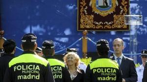 Carmena amenaza con un referéndum en la Policía Municipal sin el apoyo de los sindicatos