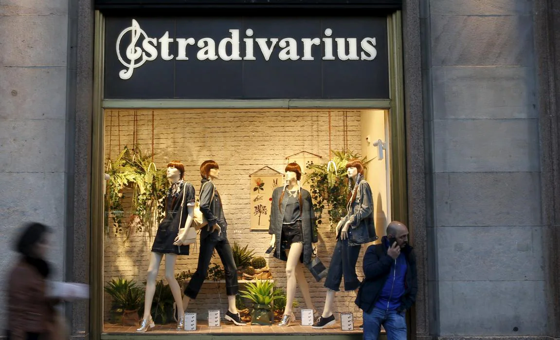 Stradivarius cancela su línea masculina
