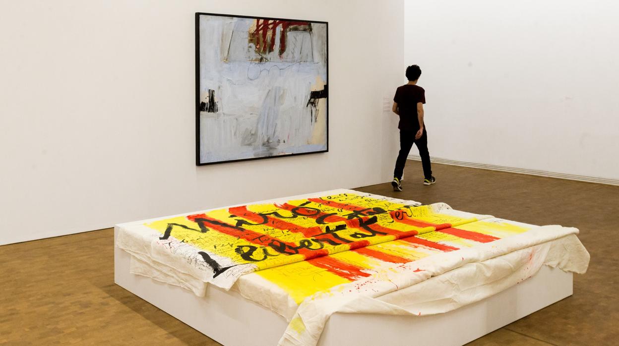 Vista del homenaje a Miró de Tàpies