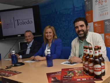 José Luis Cámara, María Teresa Puig y Tomás Palencia, durante la presentación de la campaña