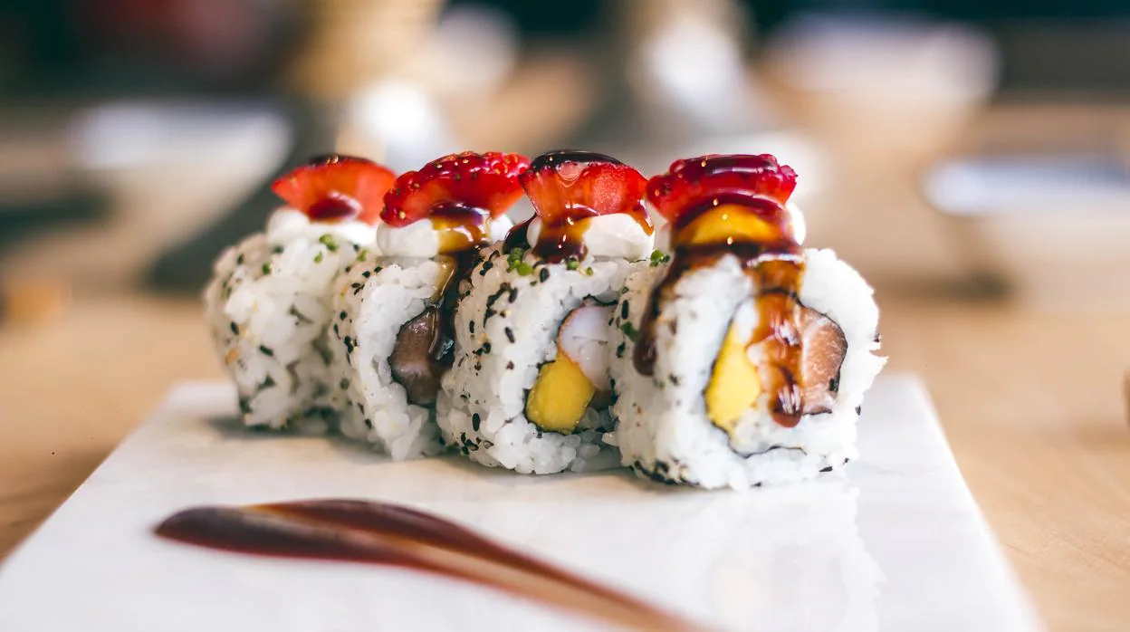 La pasión por el sushi se ha istalado en la capital y cada vez son más los restaurantes que lo ofrencen en sus cartas